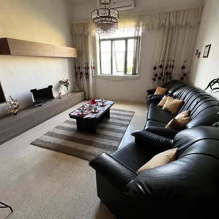 Majestic Grand Harbour View 3-bedroom By Malta Weekend *