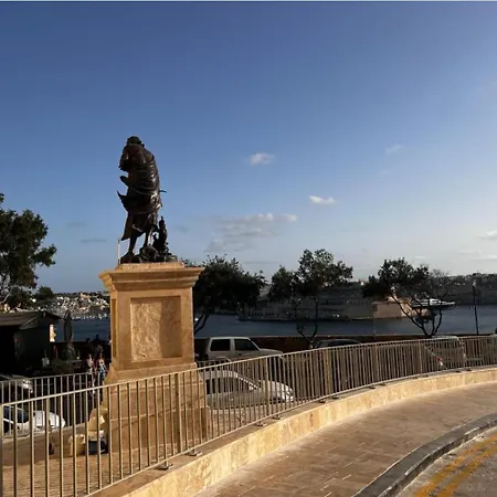 Apartman Majestic Grand Harbour View 3-bedroom By Malta Weekend *