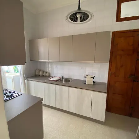 아파트 Superb 3 Bedroom In